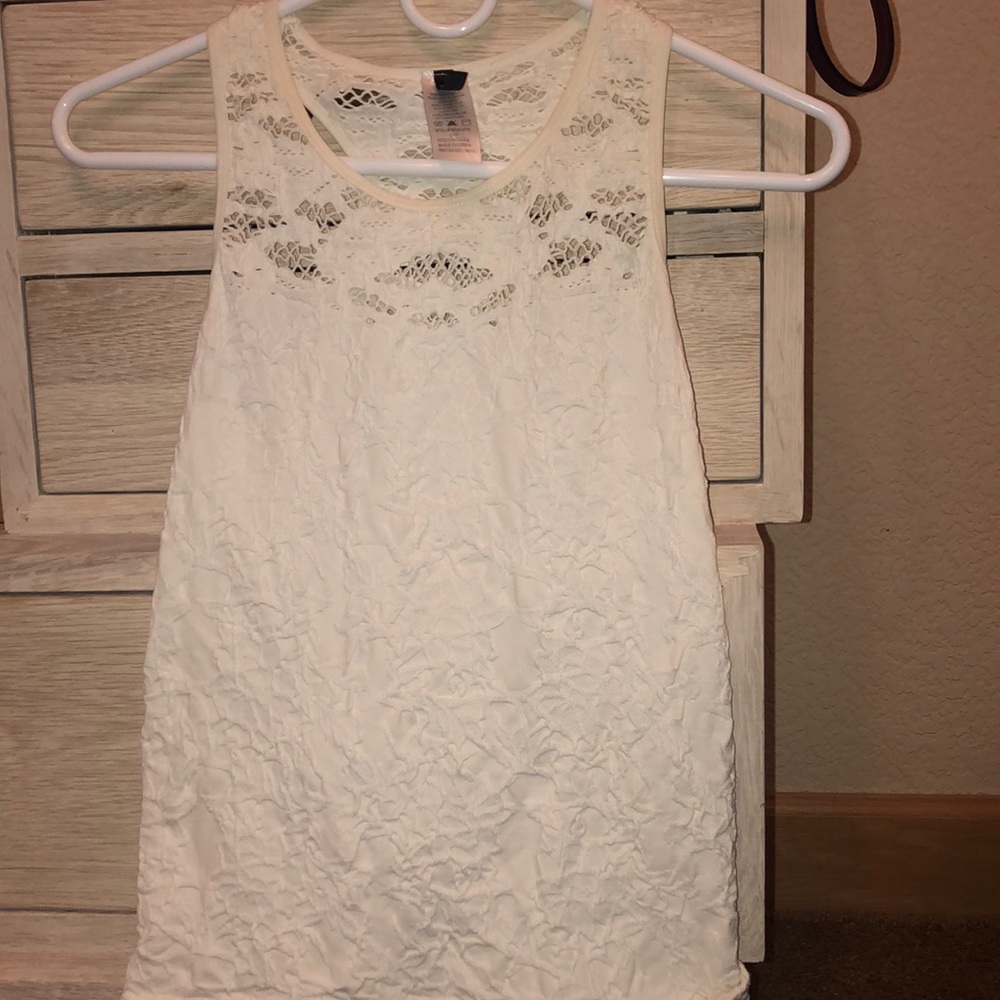 3/$15 White Textured Lace Fitted Tank Top